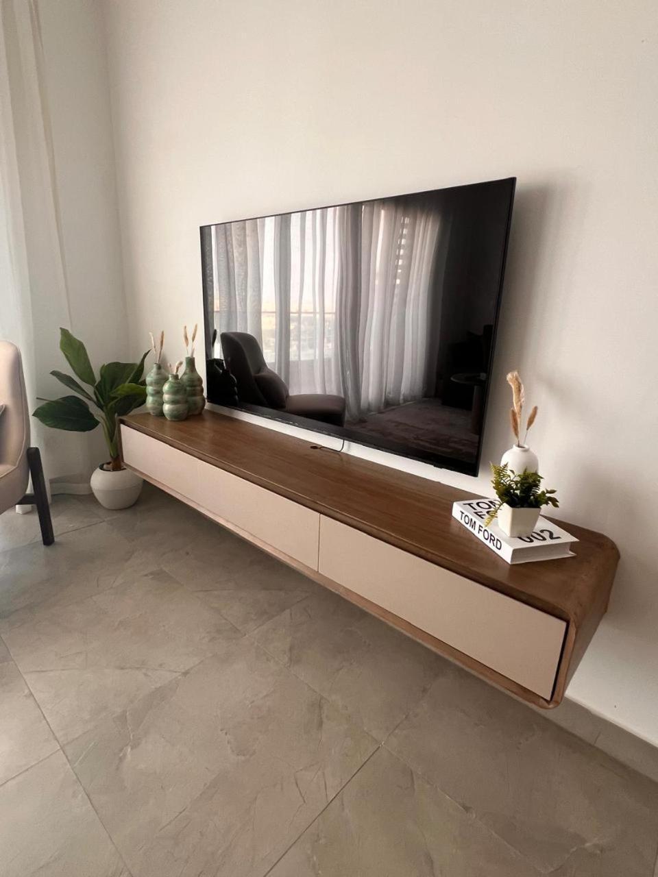 Apartment Privado 3bds By Manazil - First Use Cairo